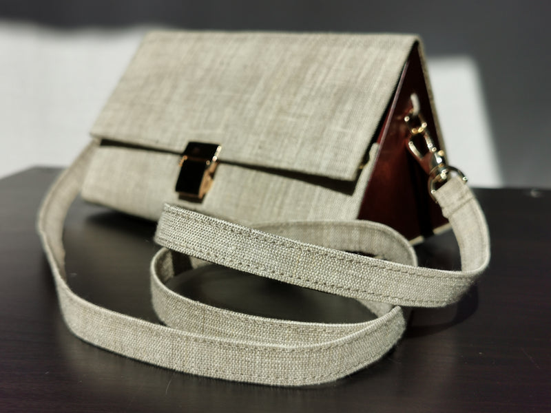 Triangular Prism Bag | Oatmeal