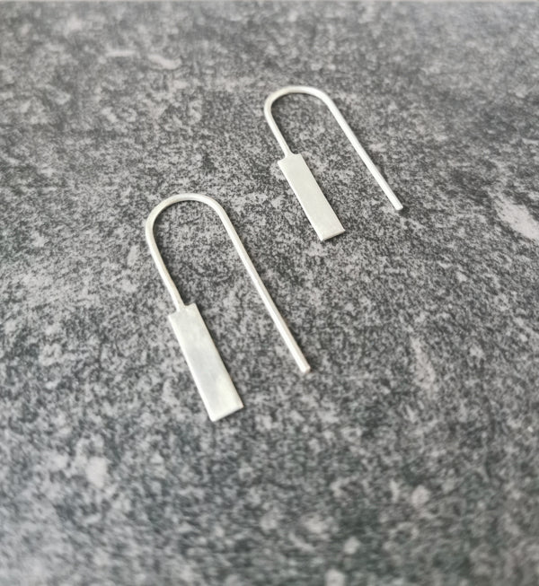 Silver rectangle line earrings